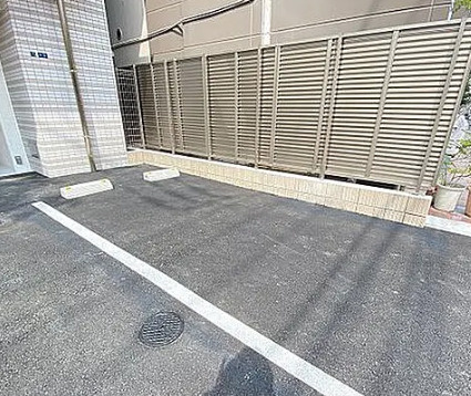 ラクラス堺筋本町の駐車場