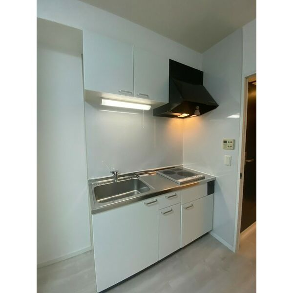 フロンティアタワー九条Ⅲのキッチン