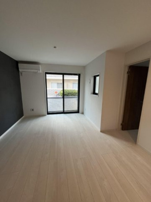 【居間・リビング】 | 筒井2丁目AP | アレンジ自由自在の広々空間です！