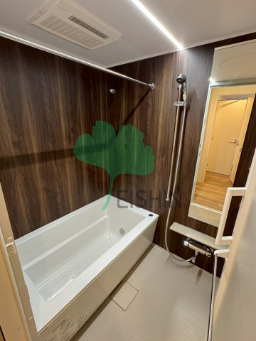 エンクレスト博多PARKSIDEの浴室