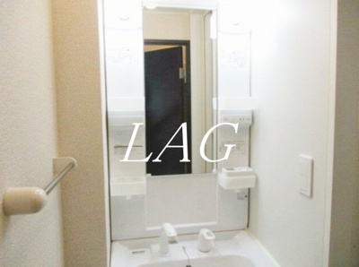 【洗面所】 | アウリオン | 洗面台です。