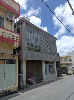 【前面道路含む現地写真】 | 那覇市三原3丁目　土地