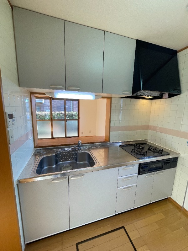 ラックフィル中川B棟のキッチン|他の部屋の参考写真です。現況優先