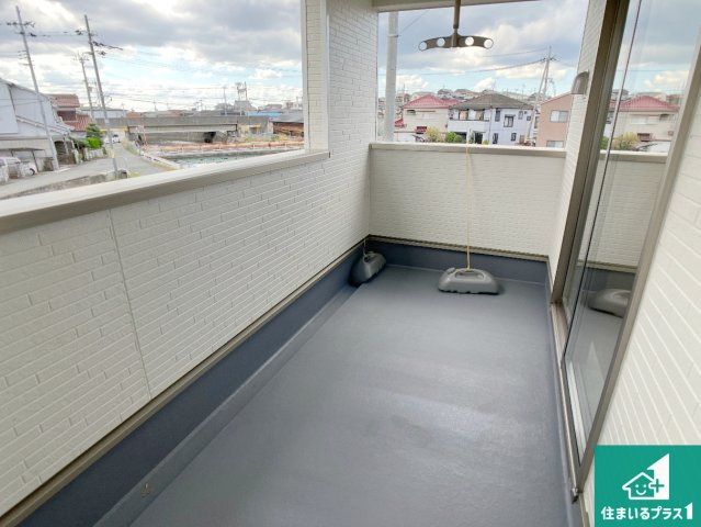 明石市大久保町谷八木　第6期　新築一戸建てのバルコニー|ワイドバルコニーは洗濯物を干すスペースが広いのでご家族が多くても安心！