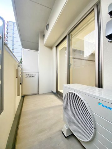 アーデン春岡のバルコニー