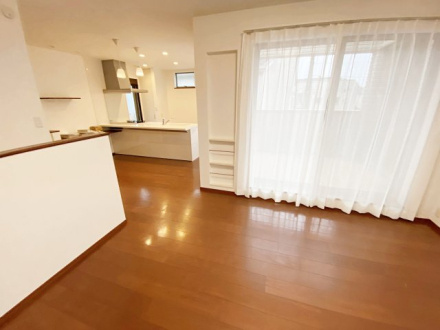 【居間・リビング】 | □■茅ヶ崎市菱沼1丁目 中古戸建■□