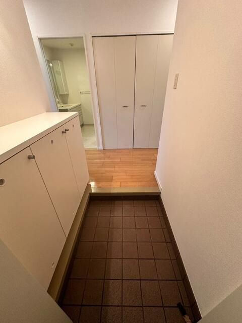 リュゼ経堂の玄関