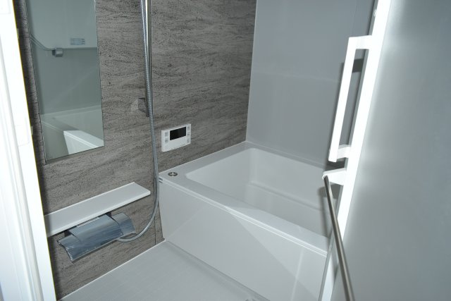 立川市柴崎町４丁目の中古マンションの浴室