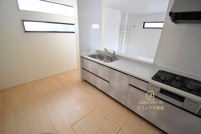 リーブルガーデン  日立市助川町　3期　限定1棟！の区画図|北側8.0メートル公道。車庫入れラクラクです。