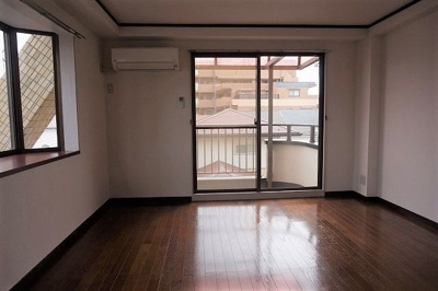 【居間・リビング】 | パルシオン富士見(E-070)