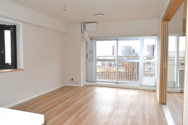 昭島市美堀町５丁目の中古マンションの居間・リビング