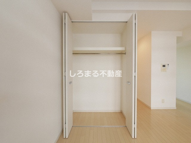 クロスレジデンス大阪新町の収納