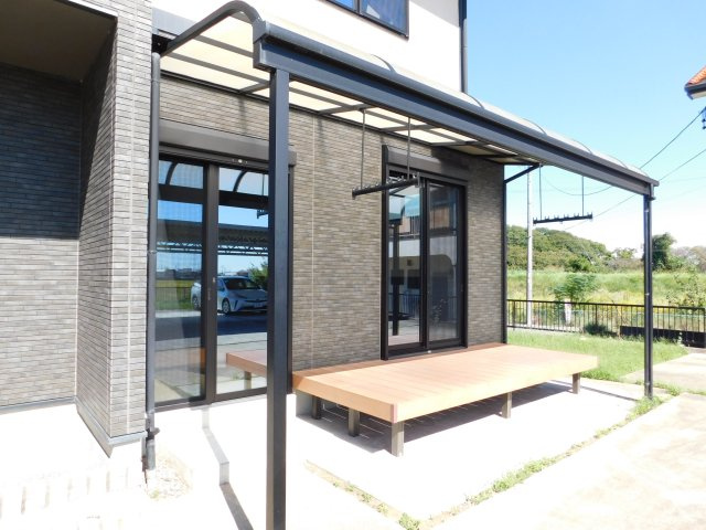 清須市春日上須ケ田の中古一戸建のその他|◇テラス◇　　屋根付きで、くつろぎのスペースや家族の団らんの場、趣味を楽しむ空間など、多目的に活用できます。