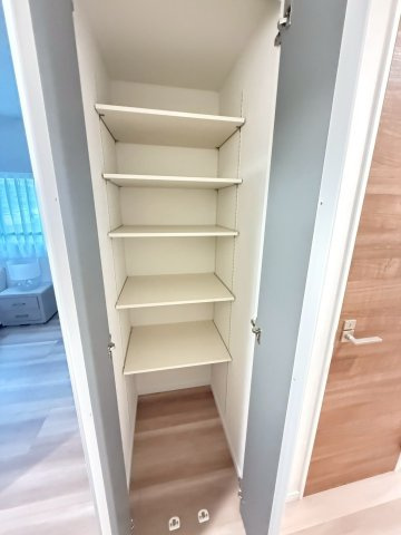 大井町ハイツの居間・リビング