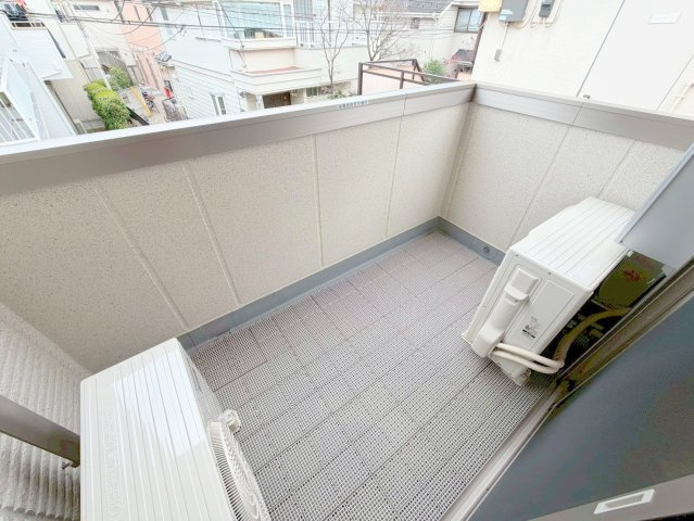 ソランジュのバルコニー|★奥行きのあるバルコニー★