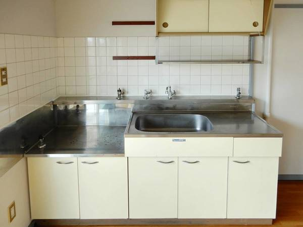 ビレッジハウス上尾向原2号棟のキッチン|ビレッジハウスの同一物件・同一タイプの間取りの写真です