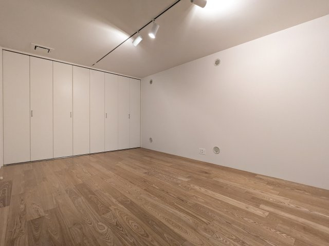 リーガランド恵比寿の居間・リビング|こちらの居間で趣味の時間をお楽しみください