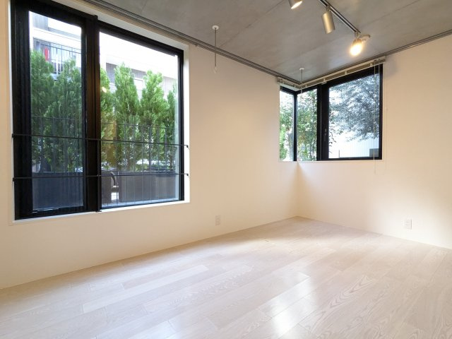 リーガランド恵比寿の居間・リビング|ゆったり過ごせるリビングです