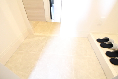 【玄関】 | トリシア博多麦野 壱番館 | 103 玄関