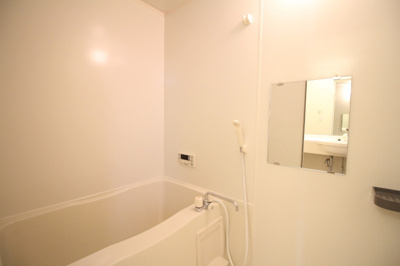 【浴室】 | アヴニールＮＡＫＡ | バス