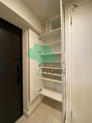 【玄関】 | KABAYA Garden HAKATA (カバヤガーデンハカタ) | 下駄箱もしっかりついてます！