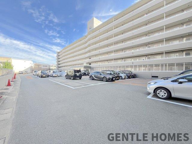 エバーライフ箱崎第2の駐車場