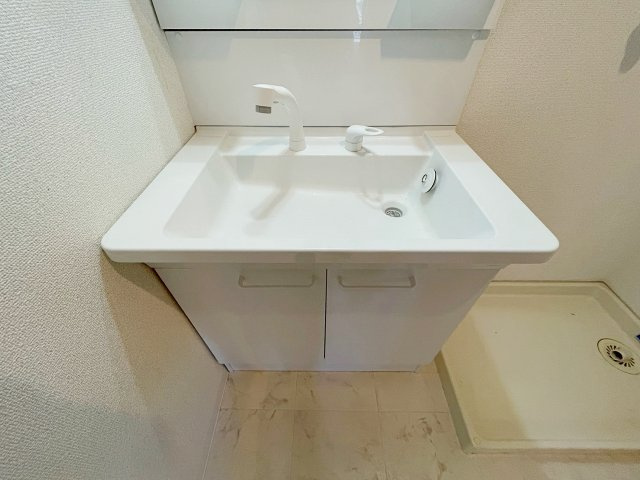 鈴彩館の洗面所