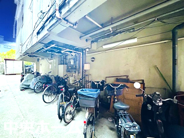 小林ニックハイム木場公園第2の駐輪場|【自転車置き場】最新の空き状況や費用などの詳細は担当スタッフまでお問い合わせください。