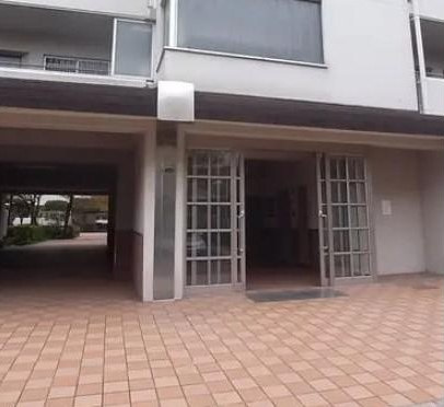 京橋南コーポ１号棟　1階のエントランス