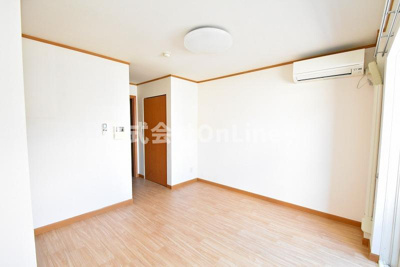 【寝室】 | サンライズ