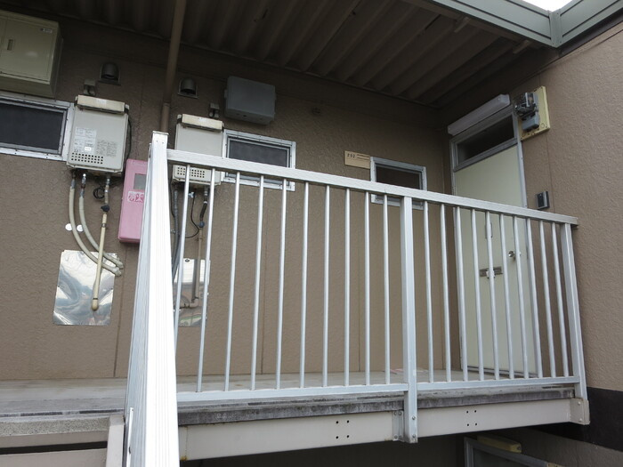 【バルコニー】