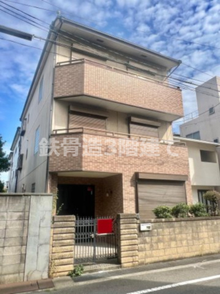 新田本町　中古一戸建ての構造・工法・仕様|鉄骨造3階建て
■物件内覧・資金計画相談・住宅ローン相談、リフォーム相談、お問合せ受付中■
※当日・翌日のご内覧、ご相談はお電話でのお問合せがスムーズです！
