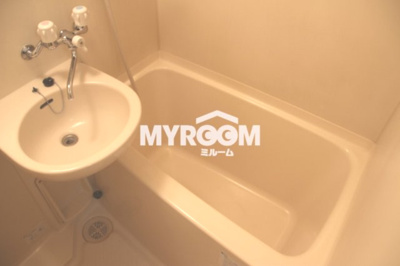 【その他】 | 赤羽ツゥー・ツゥー | 洗面台（同一仕様写真）