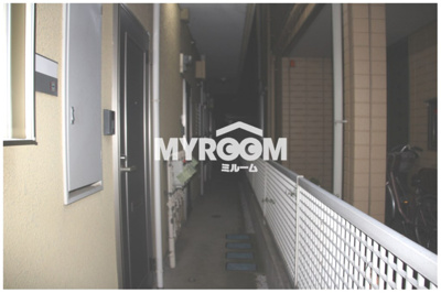 【その他共用部分】 | 赤羽ツゥー・ツゥー | 共用廊下です