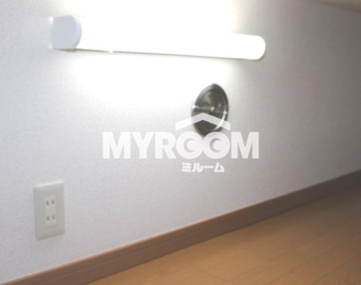 【設備】 | 赤羽ツゥー・ツゥー | ロフトにも照明付き（同一仕様写真）