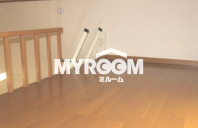 【寝室】 | 赤羽ツゥー・ツゥー | 収納・寝室にも使えるロフト（同一仕様写真）