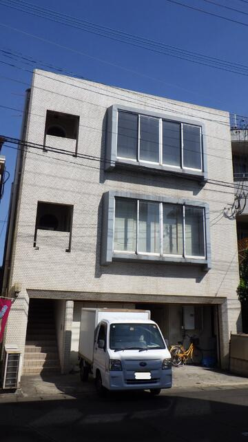 真砂本町(建物：73.79坪・土地：38.18坪) 中古住宅の画像