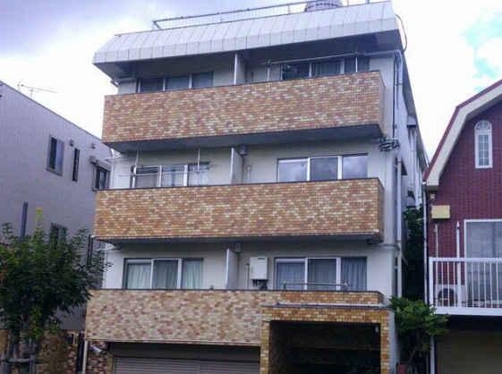 コーポ三軒茶屋　三面採光　角部屋　振分　両面バルコニー