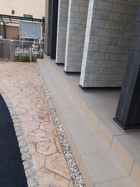 サンビオラ砂口のエントランス|毎日通るエントランスはこのようになっています