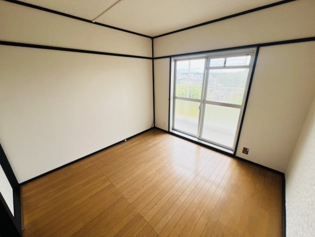 神陵台東住宅　46号棟の子供部屋