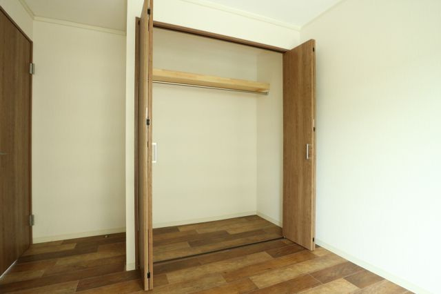 コーポつつじが丘の収納