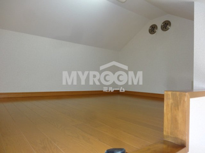 【寝室】 | ベルハイツ | ロフト(同一仕様写真）