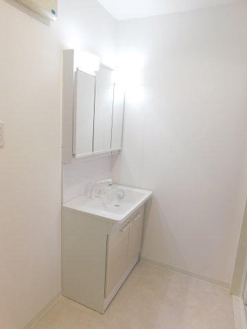 弥富市又八３丁目の中古一戸建の独立洗面台|◇洗面脱衣室◇　　洗面台新品交換　（２０２５年９月リフォーム済）