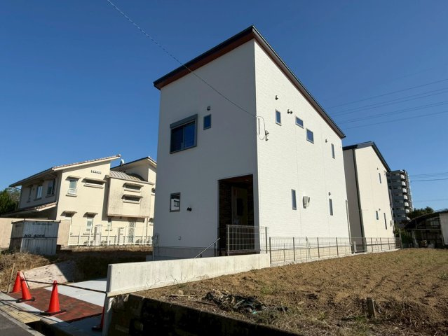 高知市一ツ橋町　新築一戸建ての外観