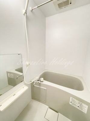 【浴室】 | セレーノ金沢八景 | 雨の日や夜間に大活躍の浴室乾燥機付き♪