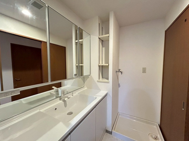 モントーレ久留米セントラルパークの洗面所|コンパクトで使いやすい洗面所