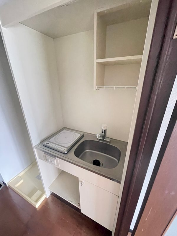 ミストラル本町ウエストのキッチン|コンパクトなキッチンで掃除もラクラク