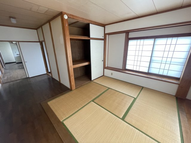 南区銭塘町2731-2の和室