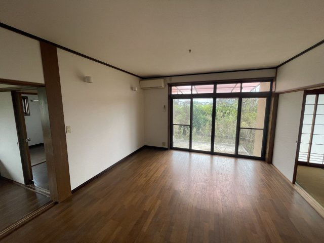 南区銭塘町2731-2のその他