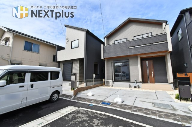 上尾市二ツ宮2期全5棟　3号棟の前面道路含む現地写真|当社はポータルサイト掲載物件、他社様掲載物件なども含めて複数物件をまとめてご案内可能です！気になる物件はいくつでもご気軽にお申し付けください。皆様のご連絡心よりお待ちしております。